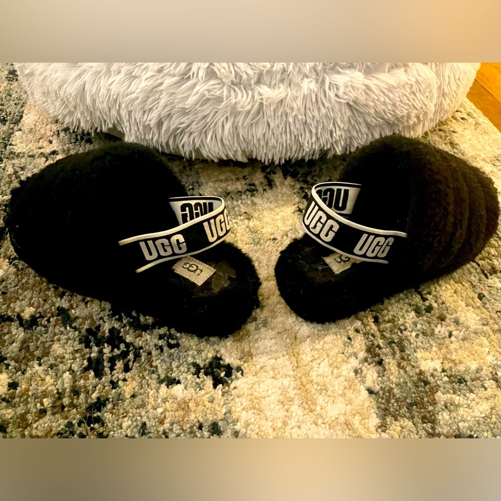 UGG black Shearling Sandals